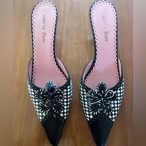 Isabella Fiore Woven Kitten Heel Pumps